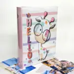 Album foto Gedeon Hello Giraffe 200 fotografii 10x15 cm — album pentru copii cu girafă pe copertă